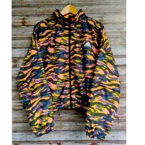 ADIDAS Primegreen Windbreaker Jacket. Nearly-new condition. Size Medium. Color!